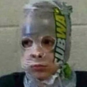 Meet your Posher, Stephen